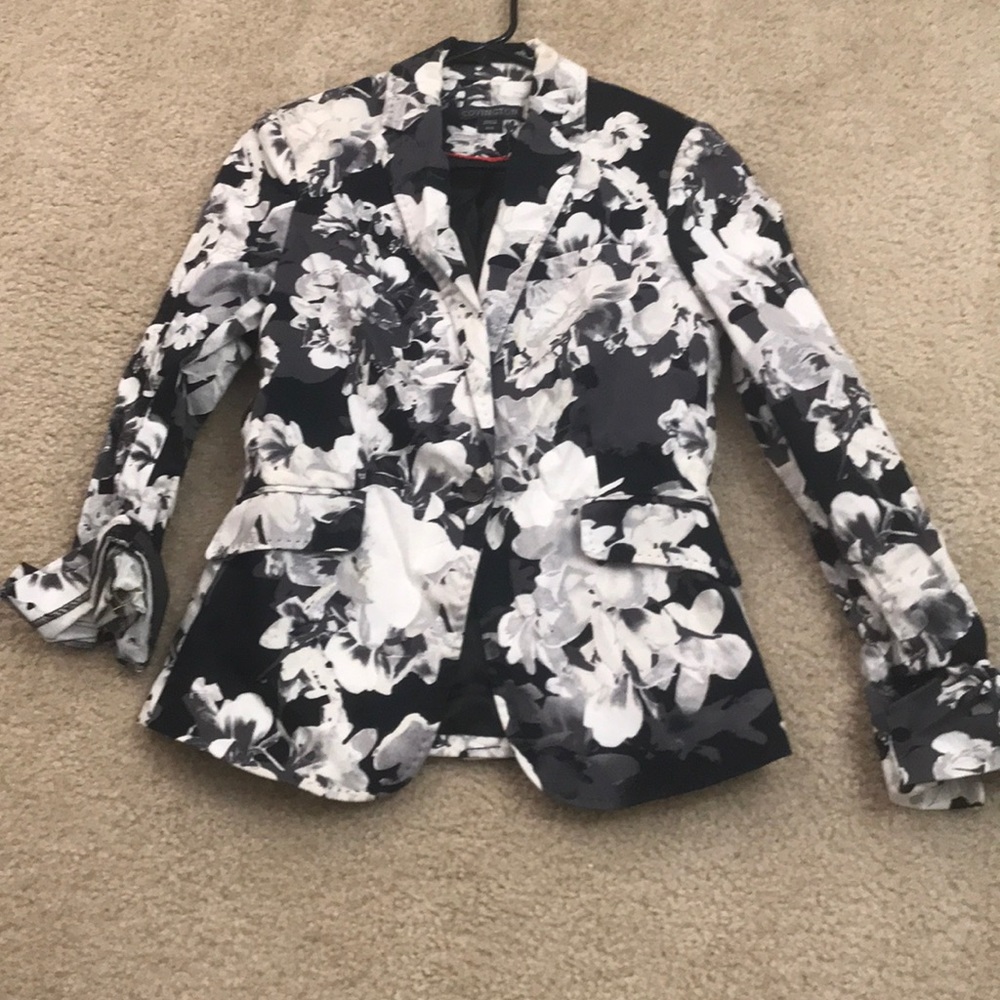 Jacket/ blazer size 6 or size S